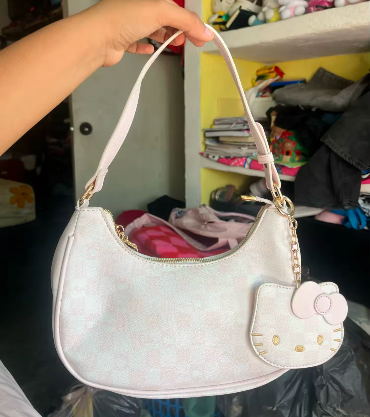HK PASTEL PINK KEYRING BAG